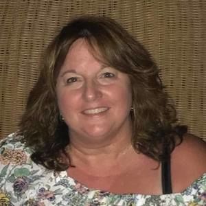 Meet your Posher, Suzanne